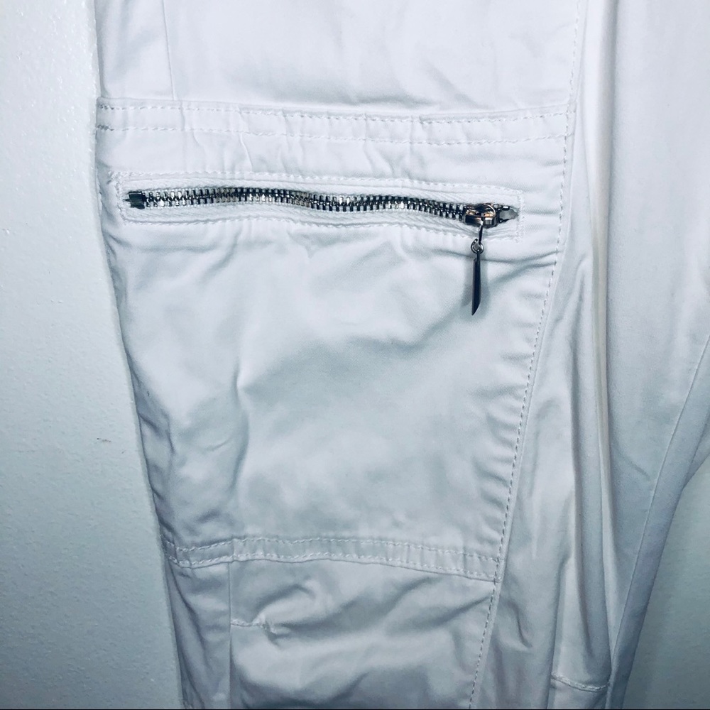 Capris - Picture 4 of 6